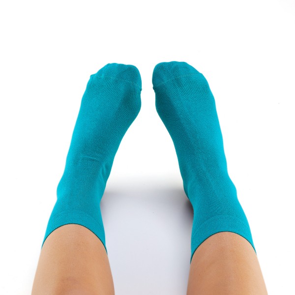 Biobaumwoll Socke blau angezogen